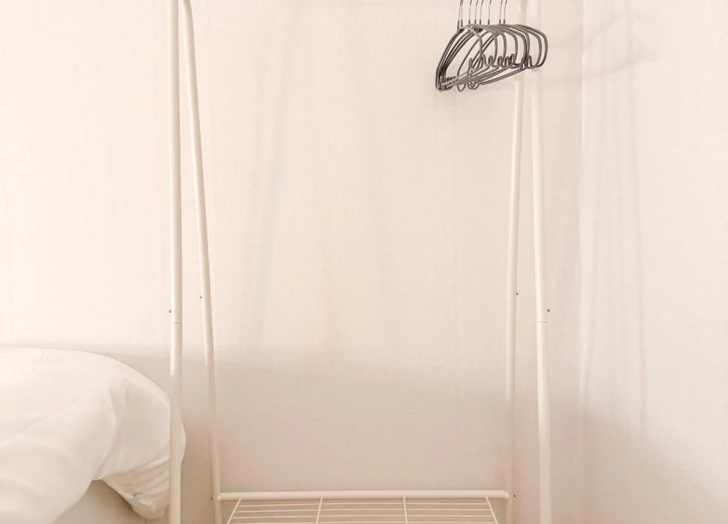 #Free Luggage Storage, #3 Rooms, #4 Beds, #Rooftop, #Han River, #5 Minutes To Dangsan Station, #Hongdae, #Hapjeong, #Airport Bus, #16 Pyeong, #Group, #Room 301 Сеул 0*,  Южная Корея